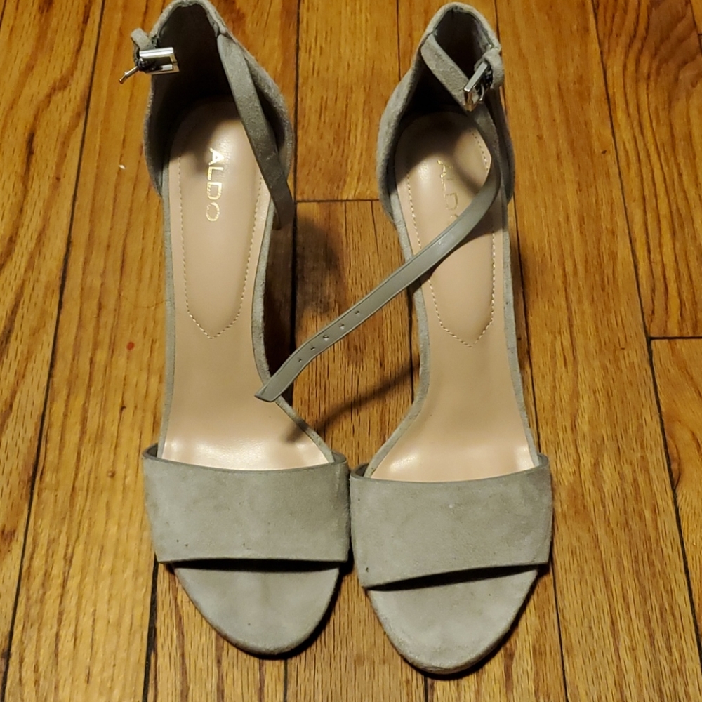 Aldo Sandals
